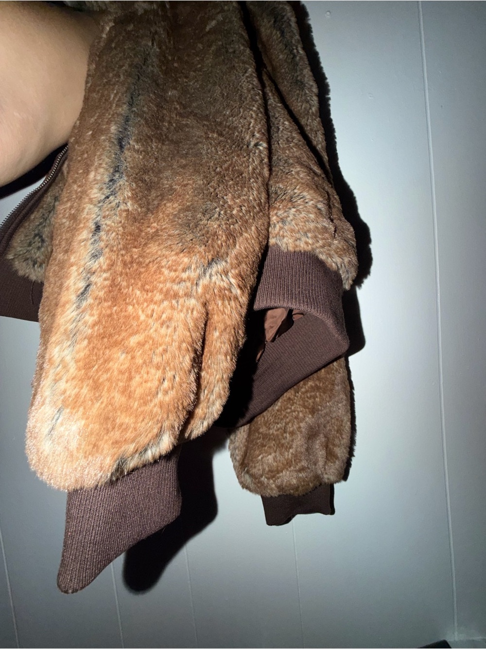 Women Hollister Brown Faux Fur Bomber Jacket size S - Picture 8 of 8